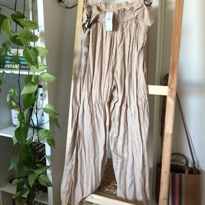 American Eagle pale pink pants